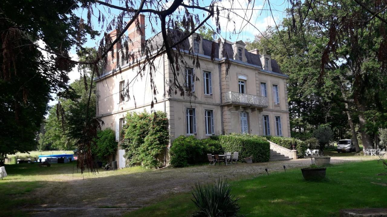 Chateau Du Grand Lucay ブルボン・ラルシャンボー エクステリア 写真
