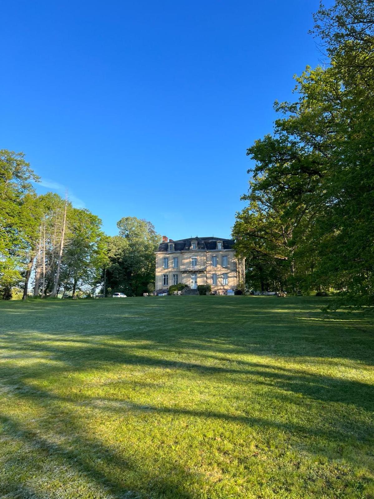 Chateau Du Grand Lucay ブルボン・ラルシャンボー エクステリア 写真